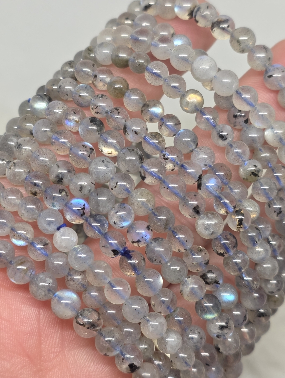 Flashy Labradorite Bracelet 5mm Strong Flash Blue Fire Crystal Stretch Bracelet - Picture 2 of 4